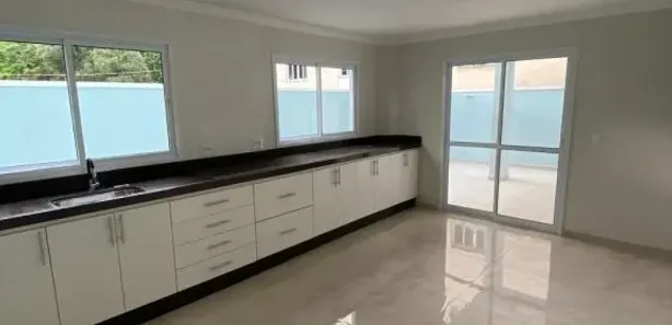 Sobrado com 3 Quartos à venda, 150m² no Residencial São Bernardo, Poços de Caldas