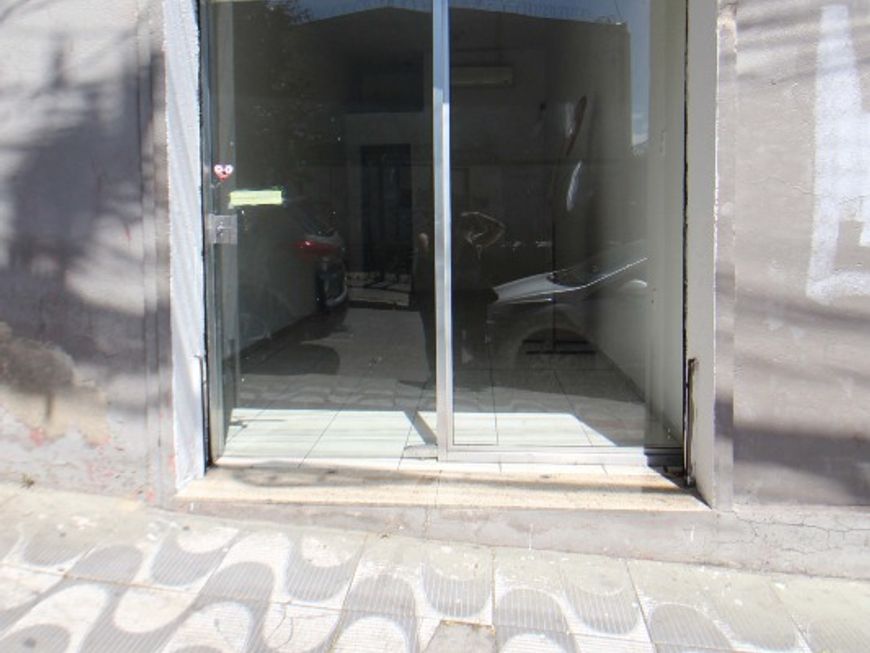 Loja / Salão / Ponto Comercial com cozinha, 25 m² em Barreiro, Belo  Horizonte - ZAP Imóveis