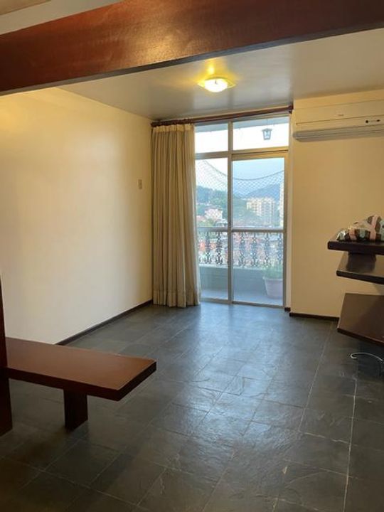 Casa à venda com 3 quartos, 160m² - Foto 2