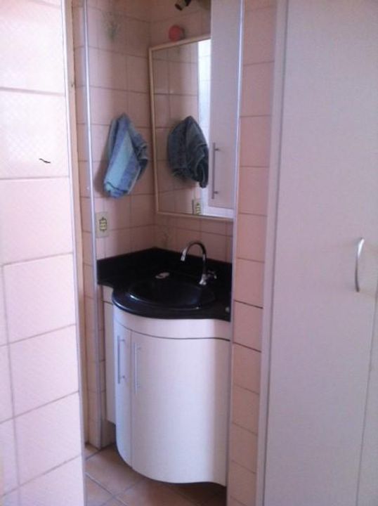 Casa à venda com 2 quartos, 60m² - Foto 2