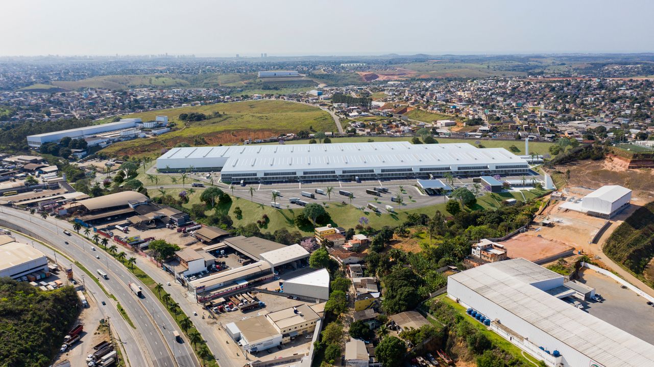 Galpão / Depósito / Armazém 1660 m² em Vila Bethânia, Viana ZAP Imóveis