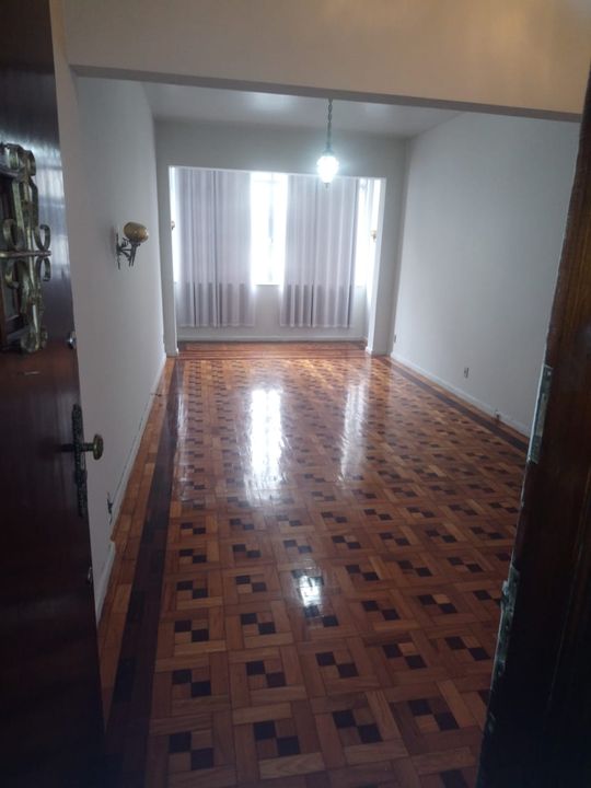 Apartamento Com 3 Quartos E Com Elevador 139 M Na Zona Sul Em 