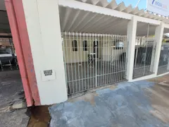 Casa com 2 Quartos para alugar, 65m² no Vila Menuzzo, Sumaré - Foto 2