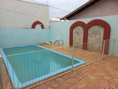 Casa com 5 Quartos à venda, 294m² no Vila Sao Vicente, Penápolis - Foto 4