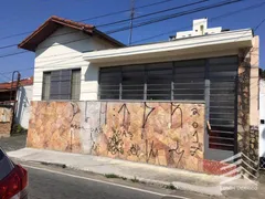 Casa com 3 Quartos à venda, 180m² no Centro, Pindamonhangaba - Foto 2