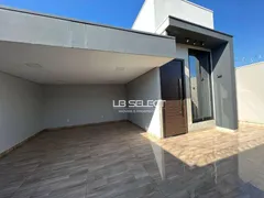 Casa com 3 Quartos à venda, 175m² no Vida Nova, Uberlândia - Foto 3