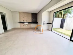 Casa de Condomínio com 2 Quartos à venda, 83m² no Chacara Interlagos, Atibaia - Foto 2