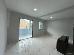 Apartamento com 2 Quartos para alugar, 150m² no Mantiquira, Duque de Caxias - Foto 1