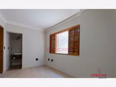 Casa com 5 Quartos à venda, 210m² no Jardim Las Vegas, Santo André - Foto 8