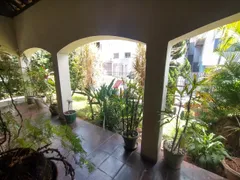 Casa com 3 Quartos à venda, 228m² no Centro, Nova Lima - Foto 2