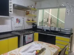 Casa com 3 Quartos à venda, 191m² no Jardim D'abril, Osasco - Foto 3