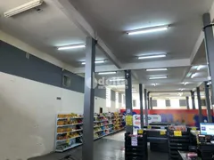 Loja / Salão / Ponto Comercial para alugar, 550m² no Marta Helena, Uberlândia - Foto 3