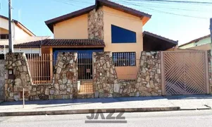 Casa com 3 Quartos à venda, 260m² no Jardim Oreana, Boituva - Foto 2