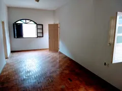 Casa com 5 Quartos para alugar, 200m² no Fuad Chequer, Viçosa - Foto 2