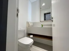 Apartamento com 3 Quartos para alugar, 130m² no Jurerê, Florianópolis - Foto 17