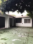 com 3 Quartos para alugar, 500m² no Jardim Marister, Jacareí - Foto 10