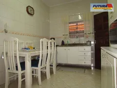 Casa com 3 Quartos à venda, 91m² no Vila Voturua, São Vicente - Foto 11