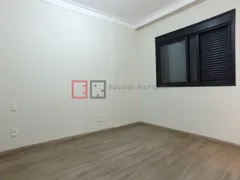 Apartamento com 3 Quartos para alugar, 118m² no Parque das Flores, Campinas - Foto 15