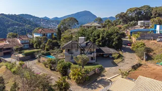 Casa com 5 Quartos à venda, 260m² no Golfe, Teresópolis - Foto 1