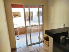 Casa com 3 Quartos à venda, 300m² no Jardim das Palmeiras, Uberlândia - Foto 16