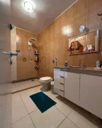 Casa com 4 Quartos à venda, 210m² no Vigilato Pereira, Uberlândia - Foto 9