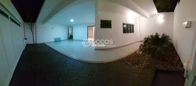 Casa com 3 Quartos à venda, 180m² no Granada, Uberlândia - Foto 12