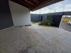 Casa com 3 Quartos à venda, 140m² no Jardim Patrícia, Uberlândia - Foto 3