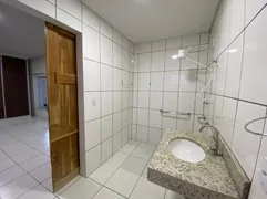 Casa com 2 Quartos para alugar, 160m² no Centro Norte, Cuiabá - Foto 12