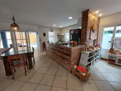 Casa de Condomínio com 4 Quartos para alugar, 250m² no Pereque, Ilhabela - Foto 6