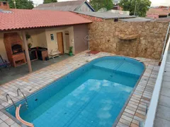 Casa com 3 Quartos à venda, 180m² no Jardim Silvino, Cambé - Foto 1