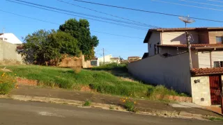 Terreno / Lote / Condomínio à venda, 250m² no Jardim Hikare, São Carlos - Foto 1