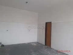 Casa com 3 Quartos à venda, 300m² no Parque Santo Antônio, Jacareí - Foto 8