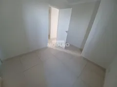 Apartamento com 2 Quartos para alugar, 60m² no Pampulha, Uberlândia - Foto 4