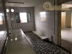 Casa com 7 Quartos para alugar, 200m² no Cidade Soberana, Guarulhos - Foto 24