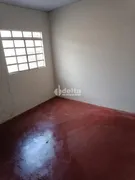 Casa com 3 Quartos à venda, 200m² no Segismundo Pereira, Uberlândia - Foto 6