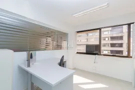 Conjunto Comercial / Sala à venda, 96m² no Centro, Curitiba - Foto 32