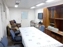 Casa Comercial com 7 Quartos à venda, 245m² no Glória, Porto Alegre - Foto 18