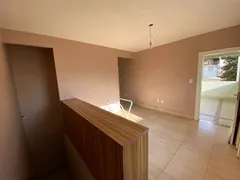 Casa com 5 Quartos para alugar, 180m² no São Gotardo, Contagem - Foto 6