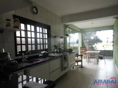 Casa com 4 Quartos à venda, 180m² no Parque California, Jacareí - Foto 4