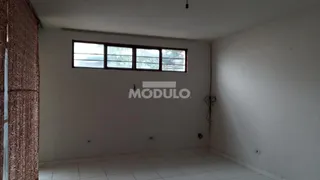 Casa com 3 Quartos à venda, 109m² no Martins, Uberlândia - Foto 9