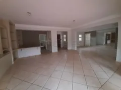 Casa com 3 Quartos para alugar, 320m² no Jardim Califórnia, Ribeirão Preto - Foto 4