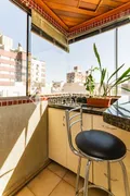 Apartamento com 3 Quartos para alugar, 102m² no Menino Deus, Porto Alegre - Foto 10