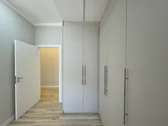 Casa de Condomínio com 4 Quartos para venda ou aluguel, 350m² no Granja Viana, Cotia - Foto 14