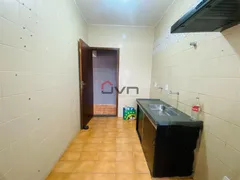 Apartamento com 3 Quartos para alugar, 68m² no Santa Mônica, Uberlândia - Foto 5