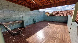 Casa com 4 Quartos à venda, 190m² no Gravatás, Uberlândia - Foto 13