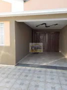 Casa com 3 Quartos para venda ou aluguel, 180m² no Vila Miranda, Sumaré - Foto 3