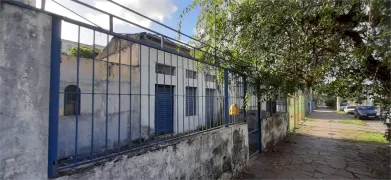 Terreno / Lote / Condomínio à venda, 818m² no Santa Maria Goretti, Porto Alegre - Foto 1