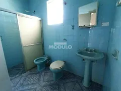 Casa com 3 Quartos para alugar, 80m² no Osvaldo Rezende, Uberlândia - Foto 6