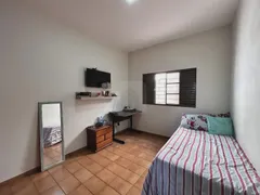 Casa com 3 Quartos à venda, 171m² no Santa Mônica, Uberlândia - Foto 7