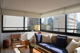 Apartamento com 3 Quartos para alugar, 186m² no Real Parque, São Paulo - Foto 2